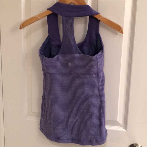 Lululemon scoopneck tank size 4 - Picture 3 of 4
